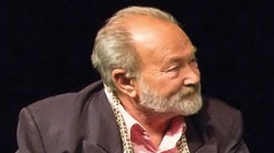 Komedie Bosé nohy v parku 30.11.2018 v pražském Divadle Gong Komedie Bosé nohy v parku 30.11.2018 v pražském Divadle Gong