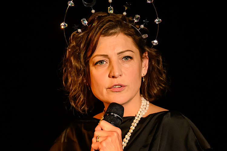 Adéla Elbel: Trojjediná